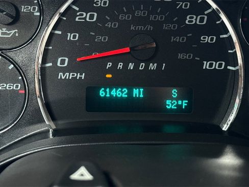 Used 2020 Chevrolet Express 3500 LS w/ Cold Climate Package image 32