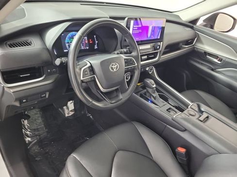 Used 2024 Toyota Grand Highlander FWD image 19
