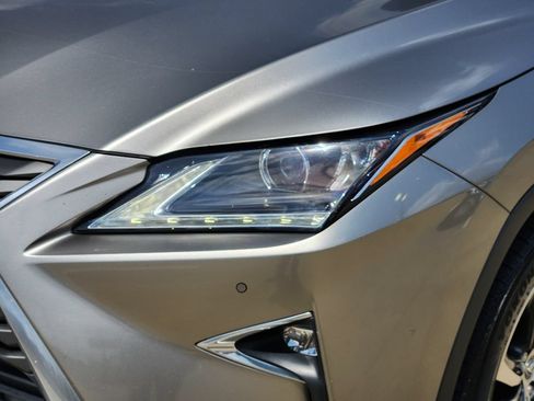 Used 2019 Lexus RX 350 FWD w/ Premium Package image 9