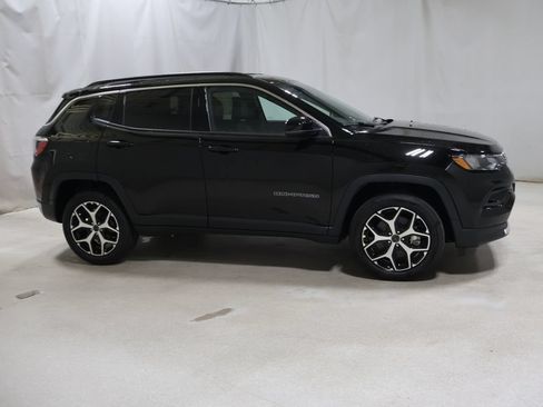 New 2026 Jeep Compass Limited AWD/4WD image 8