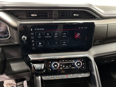 Used 2024 GMC Sierra 1500 Denali w/ Denali Reserve Package AWD/4WD image 17