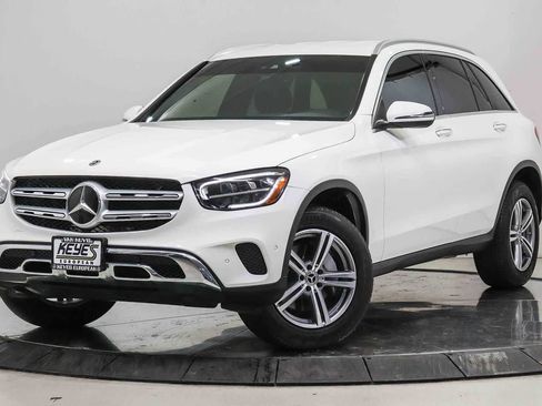 Certified 2022 Mercedes-Benz GLC 300 image 1