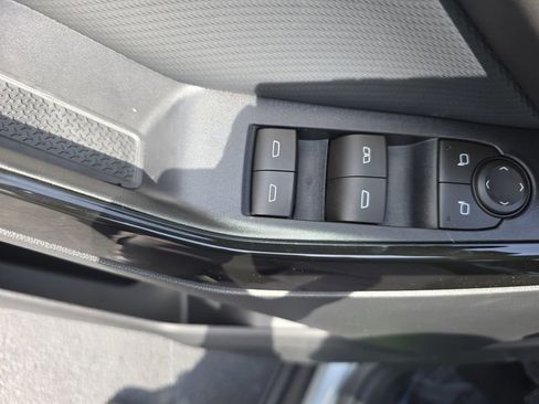 New 2026 Chevrolet Equinox LT image 28