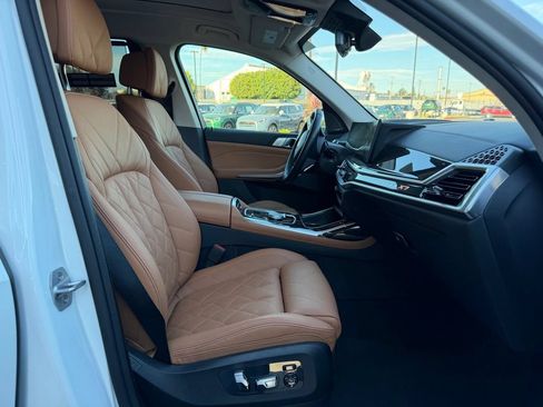 Used 2026 BMW X7 xDrive40i AWD/4WD image 14