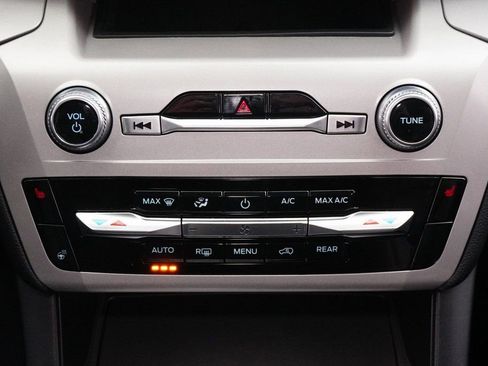 Used 2023 Ford Explorer XLT w/ Equipment Group 202A image 14