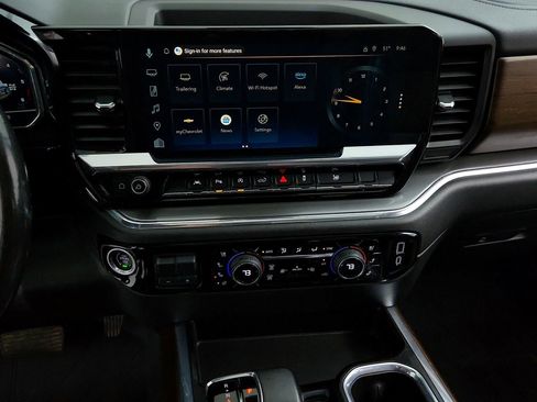 Certified 2023 Chevrolet Silverado 1500 High Country AWD/4WD image 16