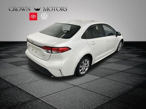 Used 2026 Toyota Corolla LE FWD image 6