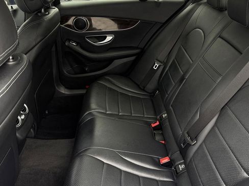 Used 2018 Mercedes-Benz C 300 Sedan image 27