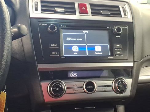 Used 2017 Subaru Outback 2.5i AWD/4WD image 13