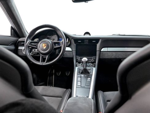 Used 2018 Porsche 911 GT3 RWD image 25