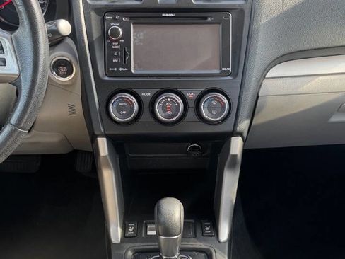 Used 2015 Subaru Forester 2.5i Touring w/ Eyesight & Navigation System AWD/4WD image 13