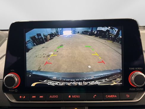 Used 2025 Nissan Altima 2.5 SV image 27