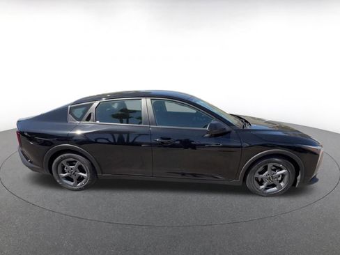 Used 2025 Kia K4 FWD image 16