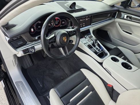 Used 2021 Porsche Panamera Turbo S image 11
