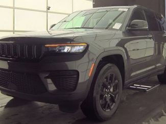 Used 2024 Jeep Grand Cherokee Altitude video 1