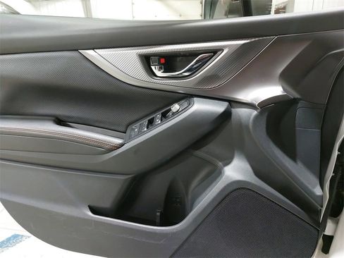 Certified 2023 Subaru Crosstrek 2.5i Limited w/ Moonroof Package image 25