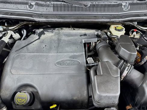 Used 2016 Ford Explorer XLT w/ Equipment Group 202A image 35