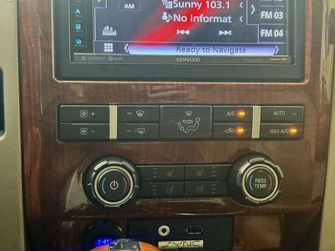 Used 2010 Ford F150 Lariat AWD/4WD image 16