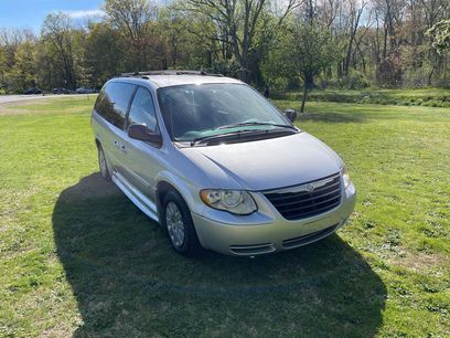 Used 2005 Chrysler Town & Country LX w/ Popular Equipment Group II