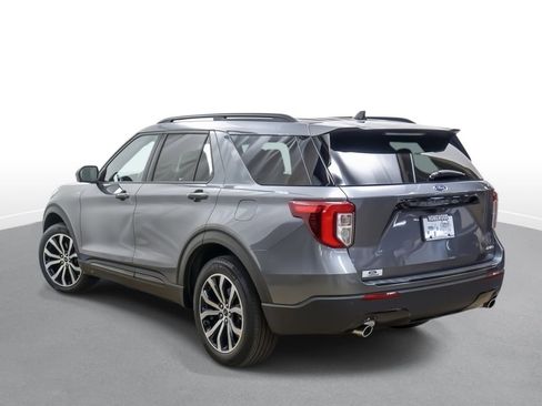 Certified 2022 Ford Explorer ST-Line image 8