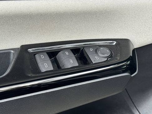 Used 2024 Honda Prologue EX image 14