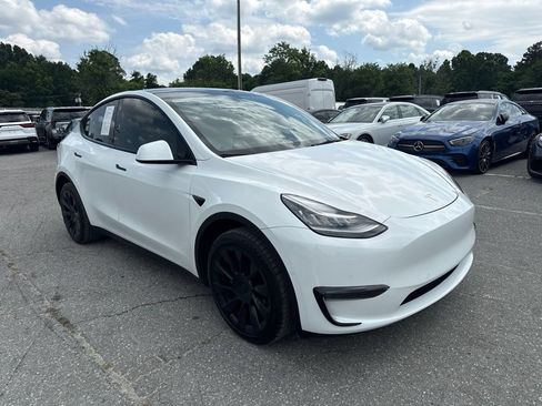 Used 2021 Tesla Model Y Long Range AWD/4WD image 7