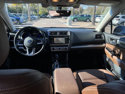 Used 2017 Subaru Outback 3.6R Touring image 30