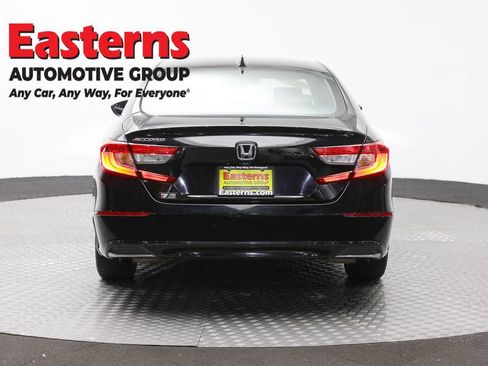 Used 2019 Honda Accord EX image 6