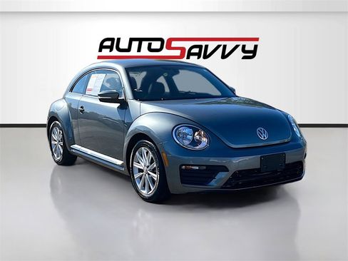 Used 2018 Volkswagen Beetle 2.0T Coast image 1