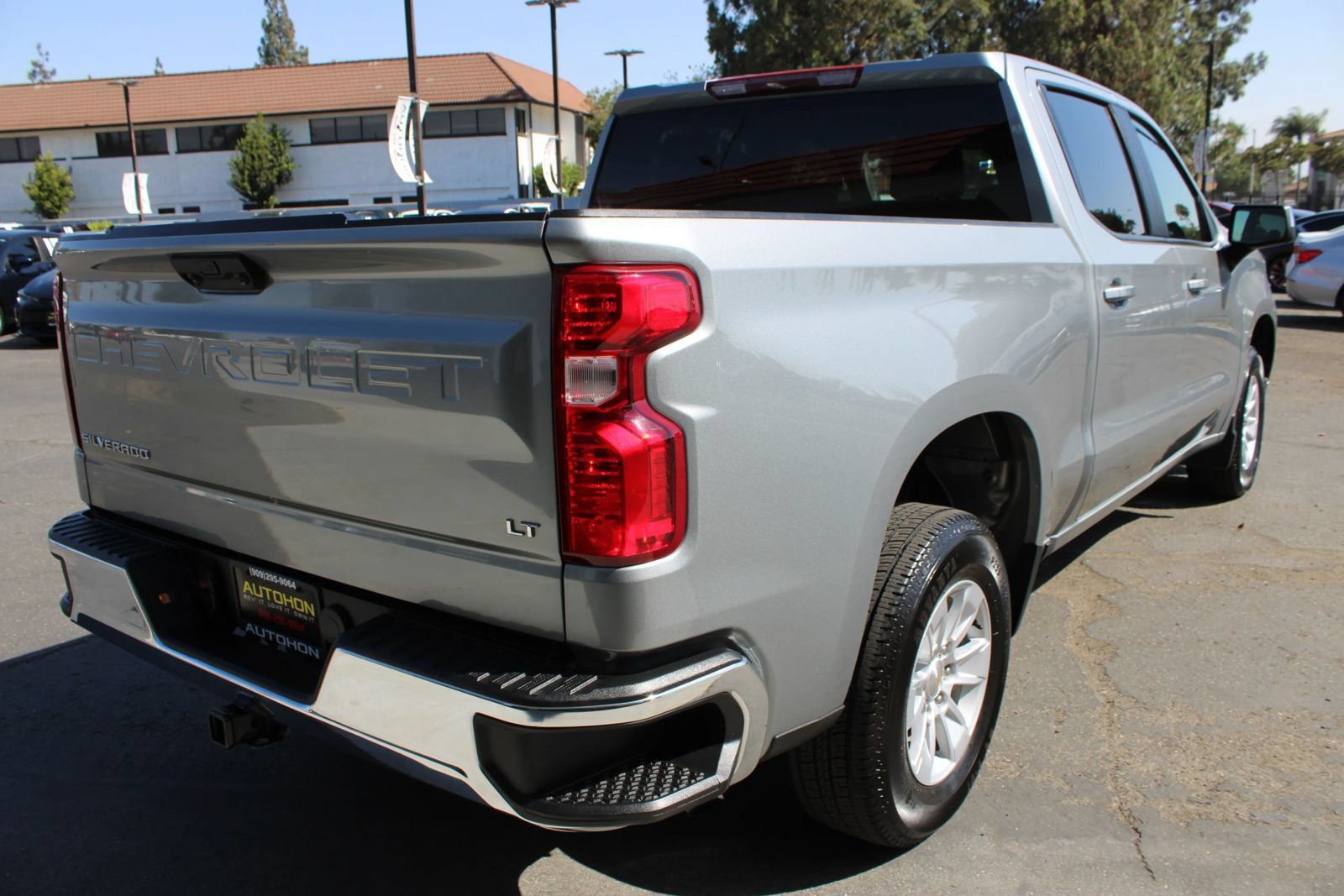 Used 2025 Chevrolet Silverado 1500 LT RWD image 38