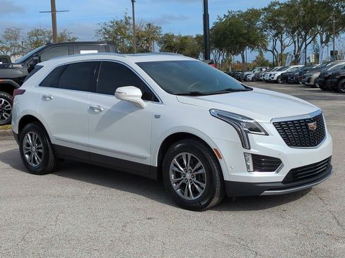 Certified 2023 Cadillac XT5 Premium Luxury w/ Technology Package image 2