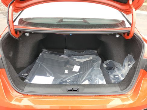 New 2026 Nissan Sentra SR w/ SR Premium Package image 29