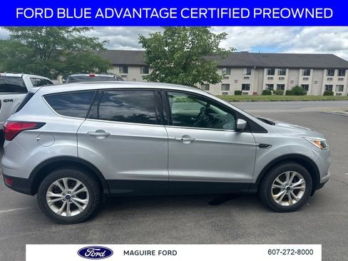 Used 2019 Ford Escape SE AWD/4WD image 4