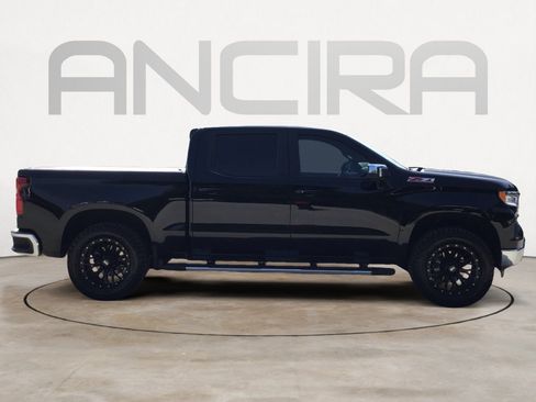 Used 2025 Chevrolet Silverado 1500 LT AWD/4WD image 10