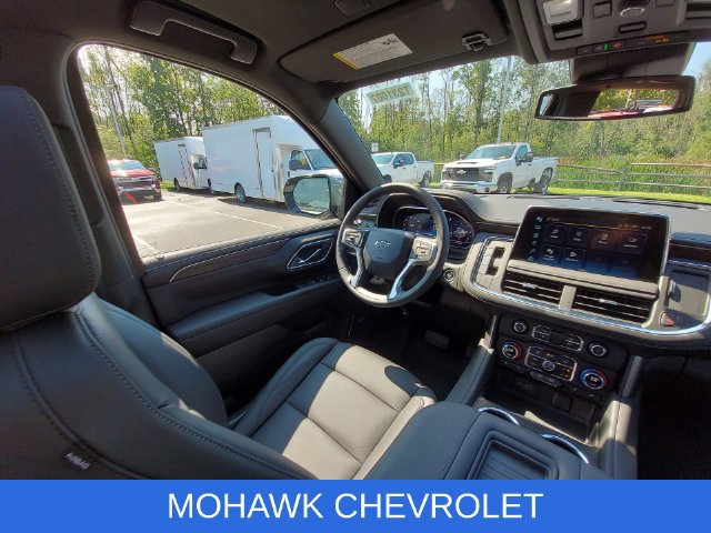 Used 2023 Chevrolet Tahoe Z71 w/ Z71 Off-Road Package AWD/4WD image 17
