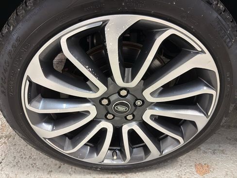 Used 2020 Land Rover Range Rover HSE image 37