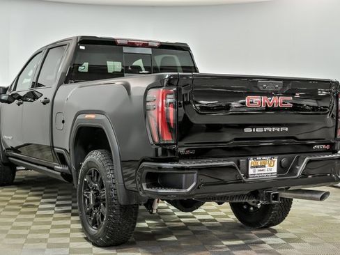 New 2026 GMC Sierra 2500 AT4 w/ AT4 Premium Plus Package image 4