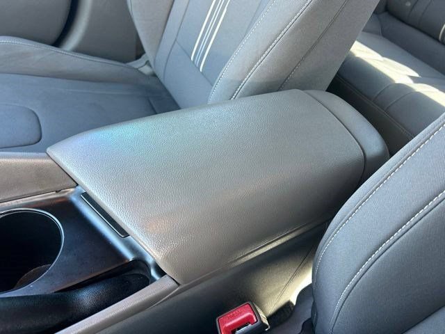 Used 2023 Hyundai Elantra SEL FWD image 32