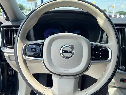 Certified 2023 Volvo S60 B5 Plus w/ Climate Package FWD image 18