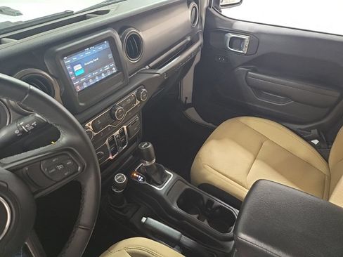 Used 2021 Jeep Wrangler Unlimited Sport AWD/4WD image 14