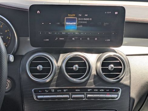 Certified 2022 Mercedes-Benz GLC 43 AMG 4MATIC image 5