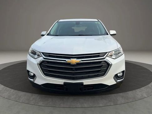 Used 2019 Chevrolet Traverse LT w/ LT Premium Package image 2
