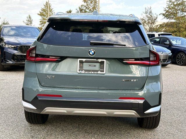Used 2026 BMW X1 xDrive28i w/ Convenience Package AWD/4WD image 4
