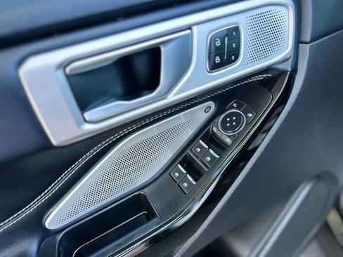 Used 2022 Ford Explorer ST w/ Equipment Group 401A image 15