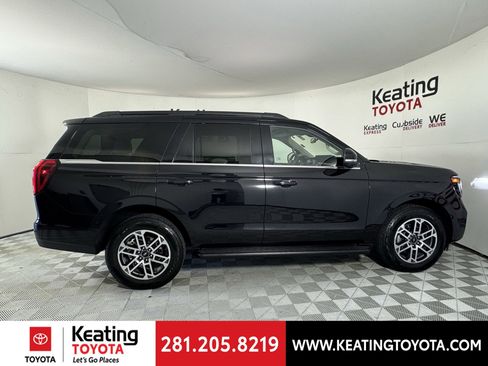 Used 2025 Ford Expedition Active image 4