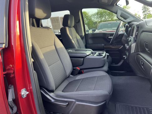 Used 2022 Chevrolet Silverado 1500 LT w/ Bed Protection Package image 17