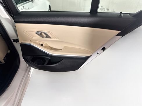 Used 2025 BMW 330i Sedan RWD image 32