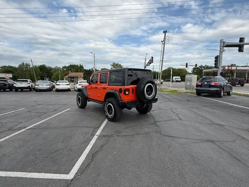 Used 2018 Jeep Wrangler Unlimited Sport AWD/4WD image 10