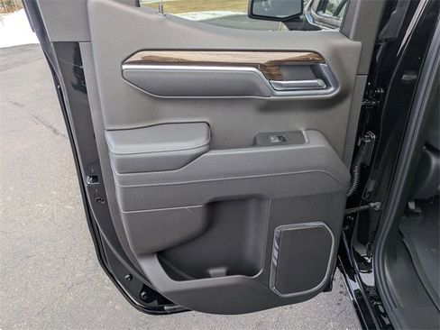 New 2026 GMC Sierra 1500 Elevation image 27