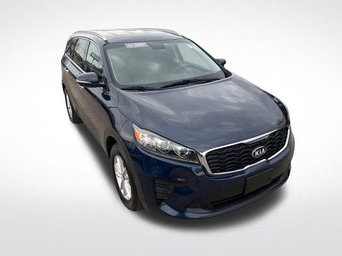 Certified 2019 Kia Sorento LX w/ LX Convenience Package image 37